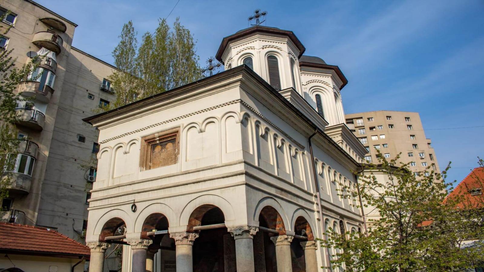 Discover Romania From Bucharest to the Heart of Transylvania