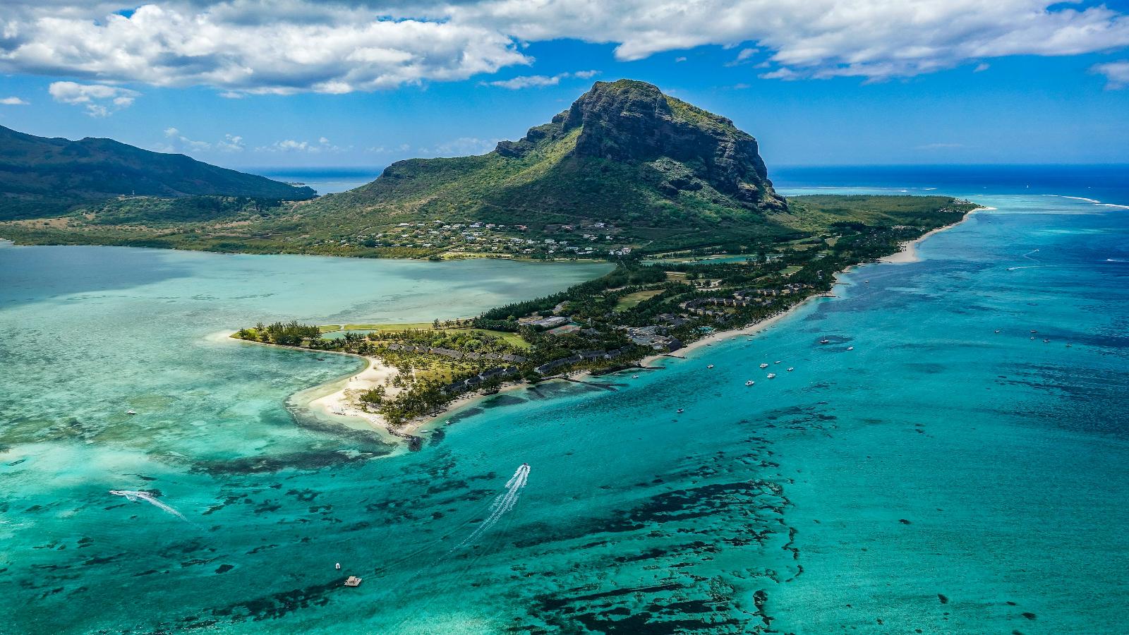 Mauritius Relaxation & Botswana Adventure