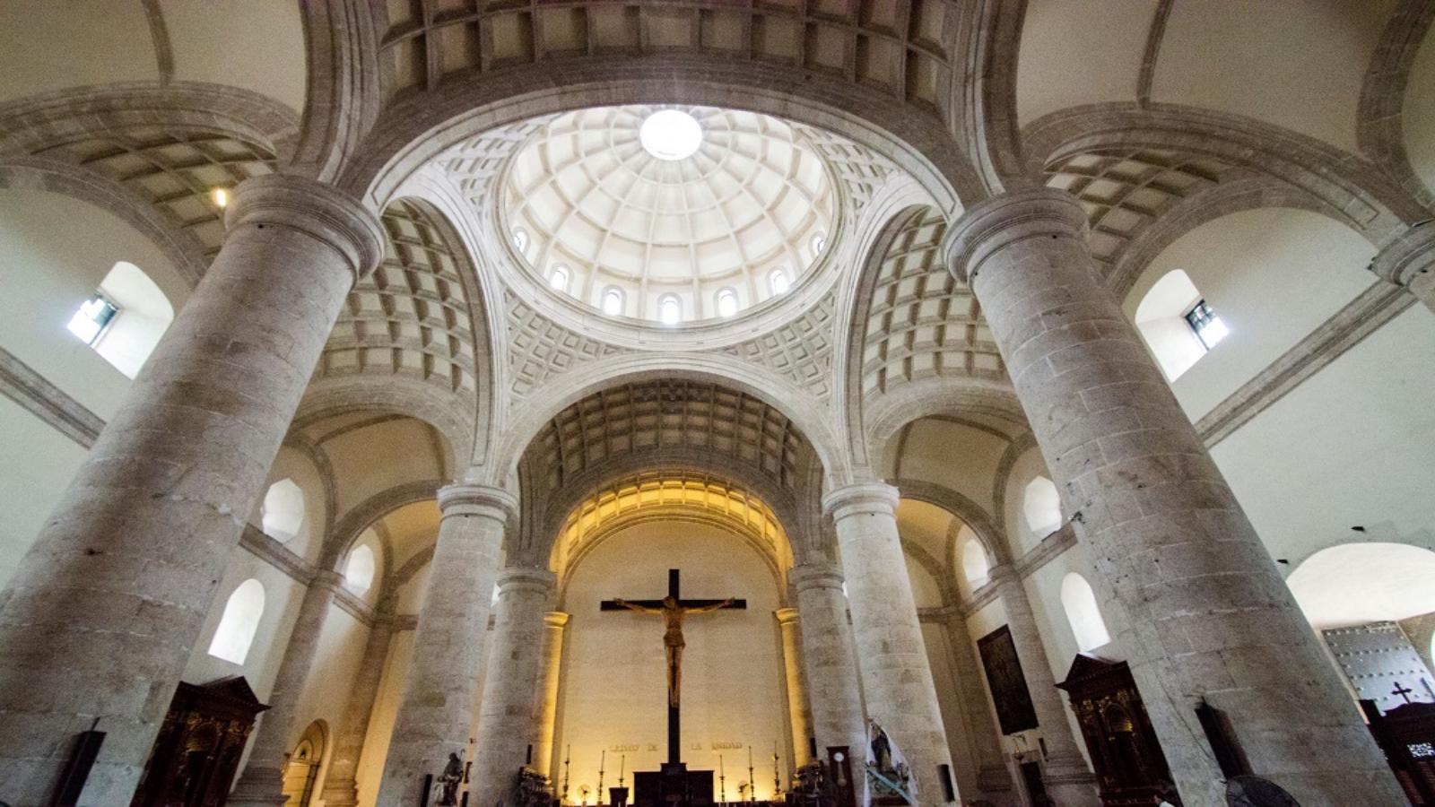 Mexican Marvels: From Ancient Pyramids to Caribbean Paradise