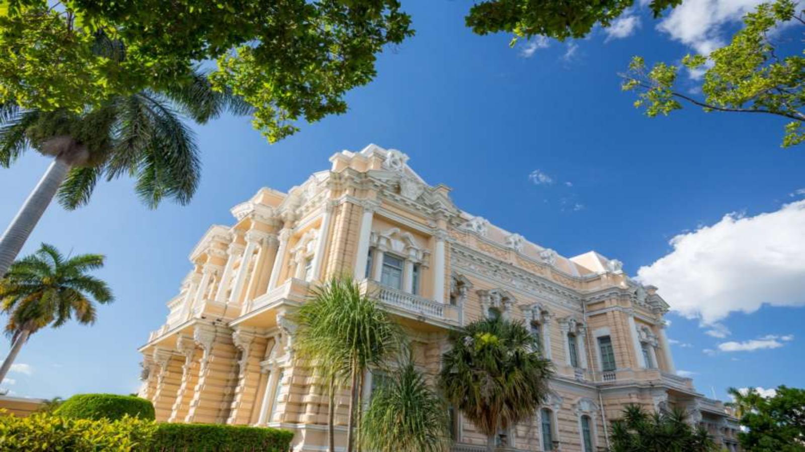 Mexican Marvels: From Ancient Pyramids to Caribbean Paradise