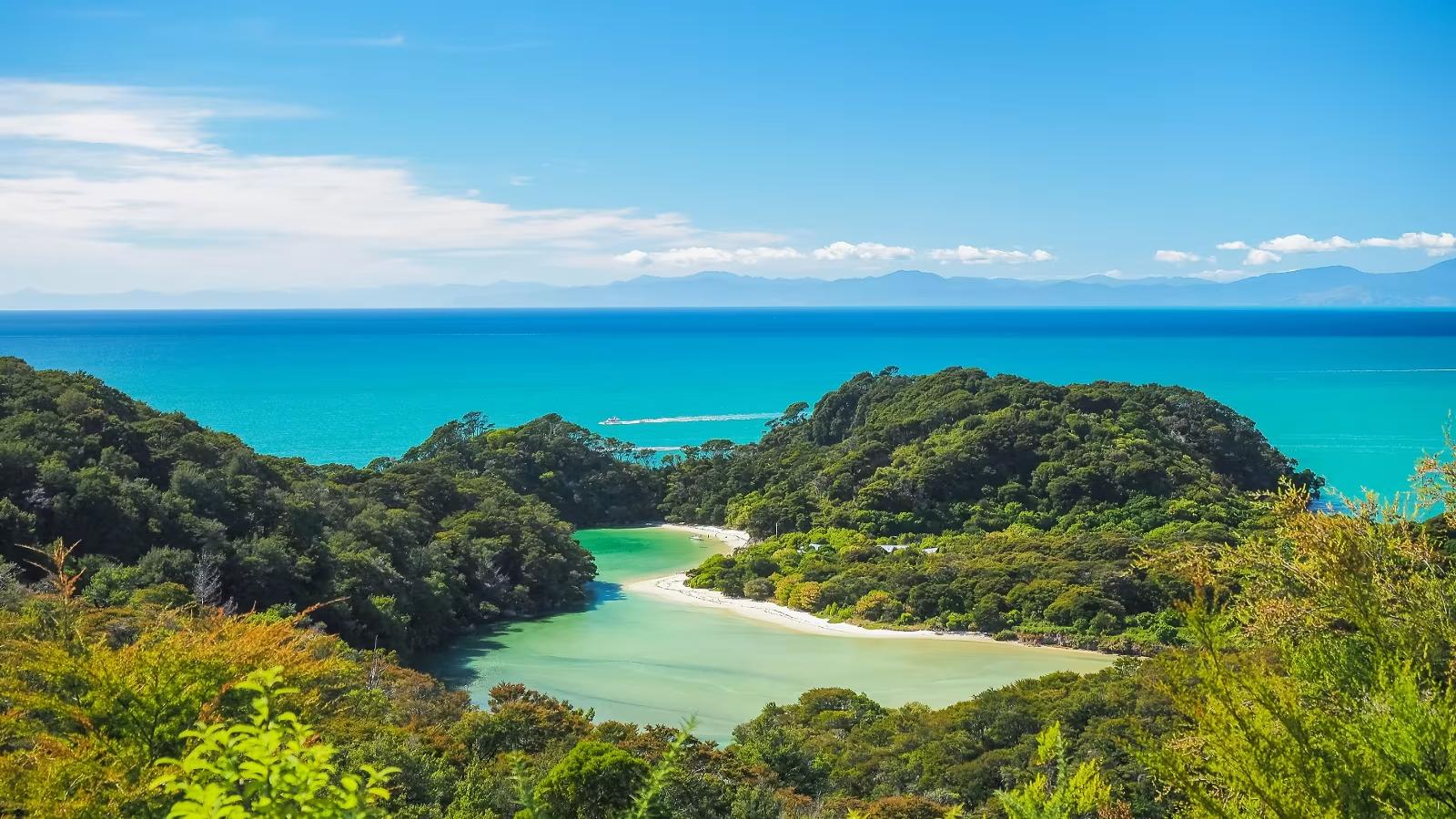 Luxury New Zealand Discovery From Bay of Islands to Queenstown