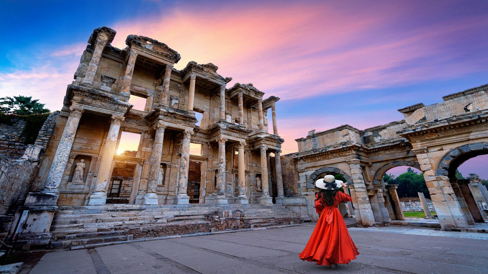 Discover Turkey: Istanbul, Cappadocia, Antalya & Pamukkale Adventure